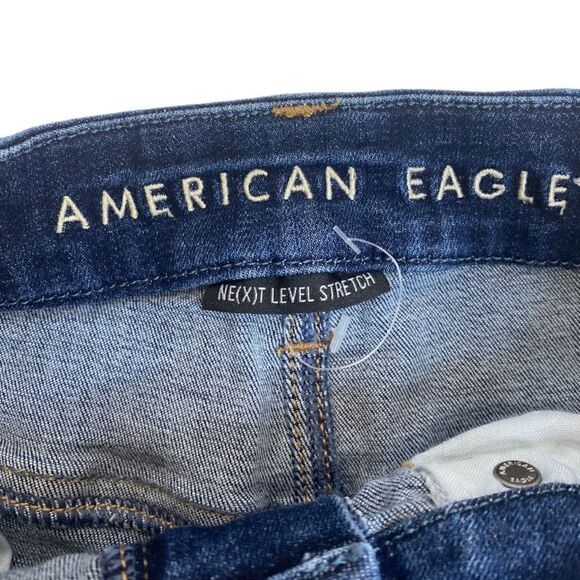 American Eagle Curvy Ripped Hi Rise Shortie Jean Shorts Size 2 W26 - Picture 3 of 6